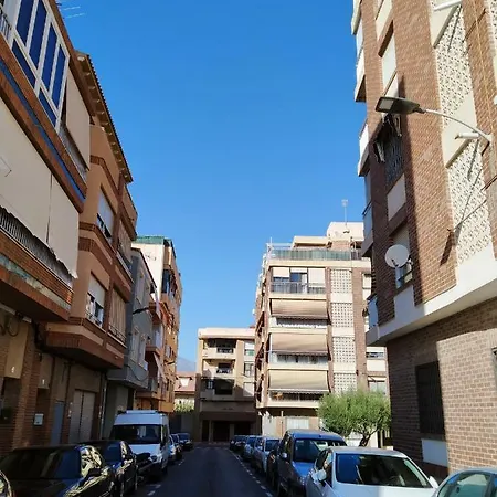 Tropical Campello 公寓 *